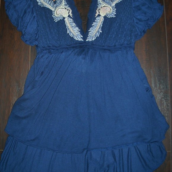New $128 Free People Blue Fiesta Nueva Embroidered Open-Back Top Small - Picture 5 of 8